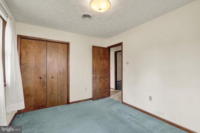 812 SYCAMORE LN, Lebanon, PA 17046