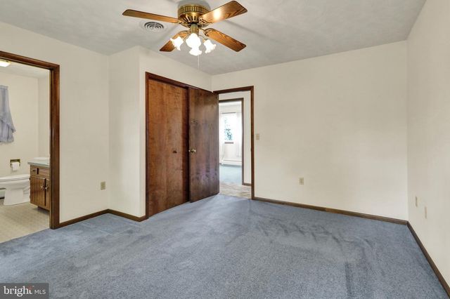 812 SYCAMORE LN, Lebanon, PA 17046