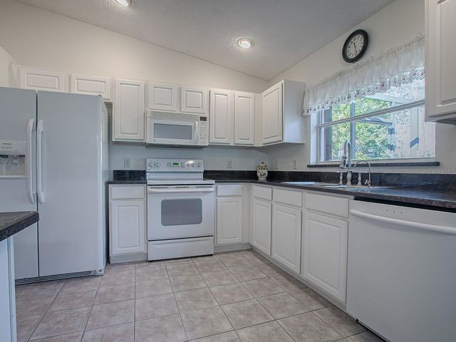 33236 GRAND CYPRESS WAY, Leesburg, FL 34748