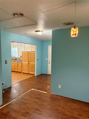 300 W Northern Avenue, Saginaw, TX 76179