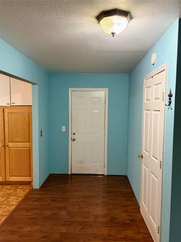 300 W Northern Avenue, Saginaw, TX 76179