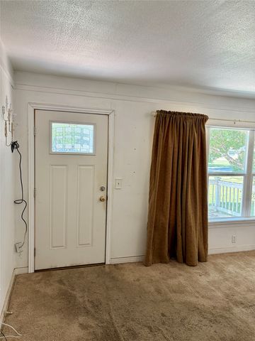 300 W Northern Avenue, Saginaw, TX 76179