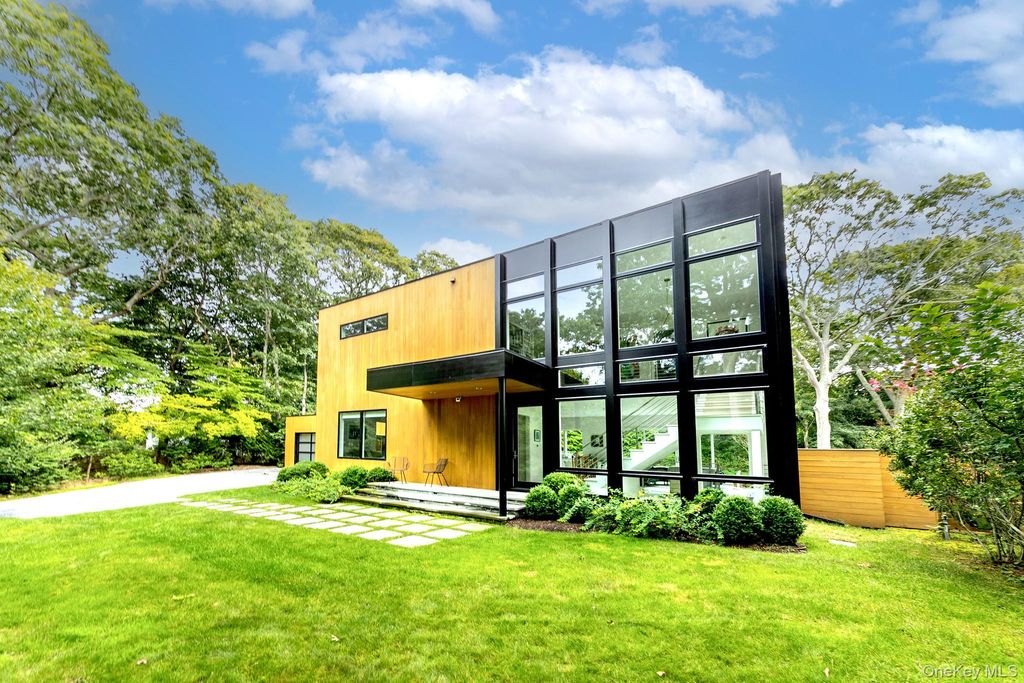 70 Cove Hollow Road, East Hampton, NY 11937