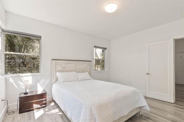 1275 Marseille Dr 35, Miami Beach, FL 33141