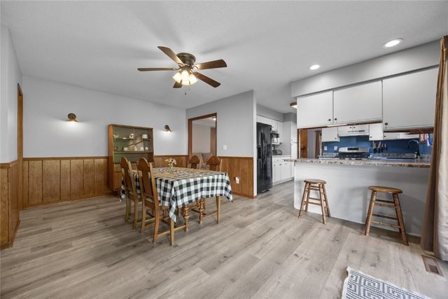 4433 Coventry Lane NE, Cedar Rapids, IA 52402