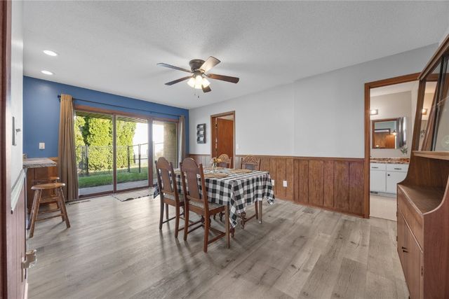 4433 Coventry Lane NE, Cedar Rapids, IA 52402