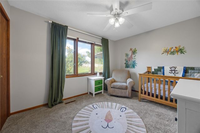 4433 Coventry Lane NE, Cedar Rapids, IA 52402