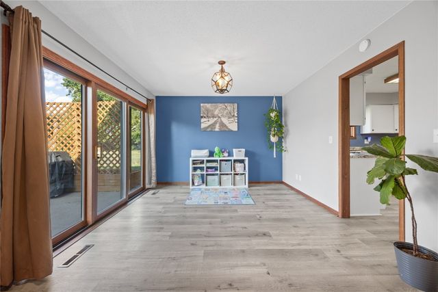 4433 Coventry Lane NE, Cedar Rapids, IA 52402