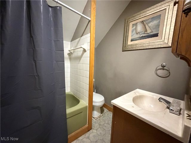 329 37th Street NW, Canton, OH 44709