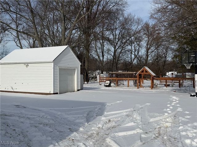 329 37th Street NW, Canton, OH 44709