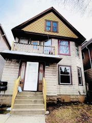1823 Becher STREET #1823A, Milwaukee, WI 53215
