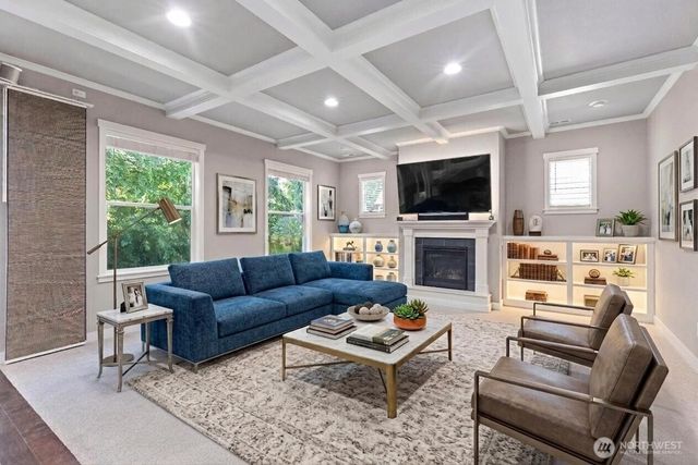 708 NW Ashford Loop, Bremerton, WA 98311