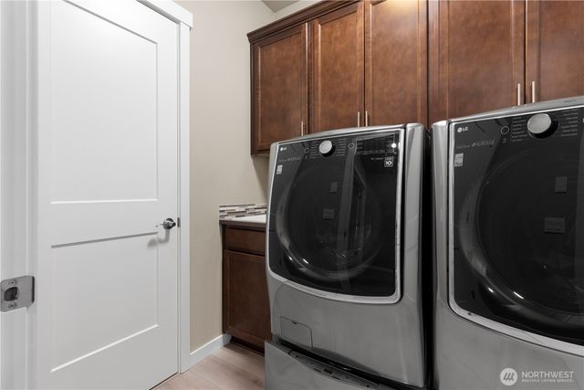 708 NW Ashford Loop, Bremerton, WA 98311