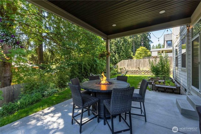 708 NW Ashford Loop, Bremerton, WA 98311