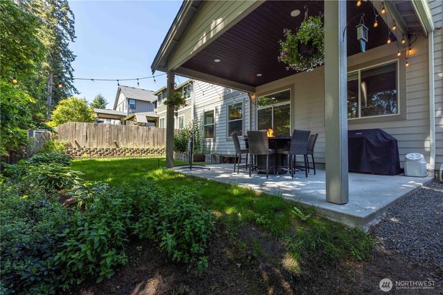 708 NW Ashford Loop, Bremerton, WA 98311