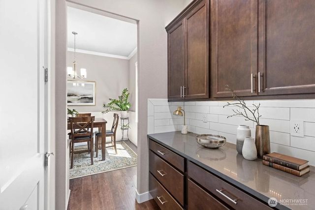 708 NW Ashford Loop, Bremerton, WA 98311