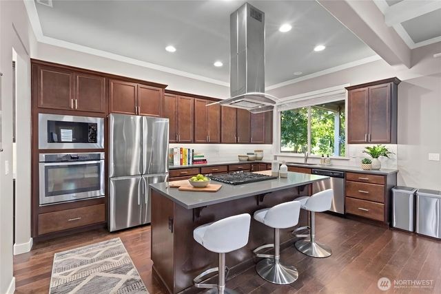 708 NW Ashford Loop, Bremerton, WA 98311