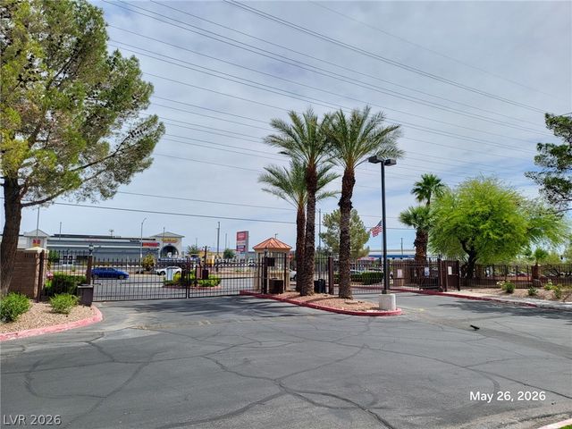 7885 West Flamingo Road 1121, Las Vegas, NV 89147