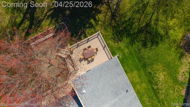 7573 Ashburton Court, West Bloomfield, MI 48322
