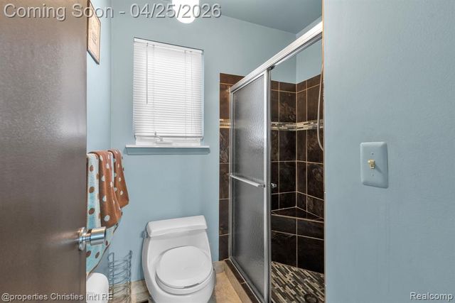 7573 Ashburton Court, West Bloomfield, MI 48322