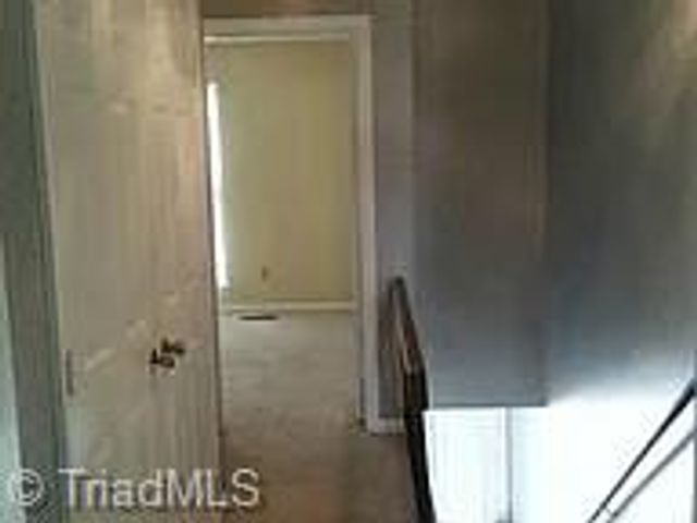 3697 Heathrow Drive, Winston-salem, NC 27127
