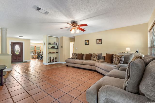 2802 Redsky Pass, San Antonio, TX 78259