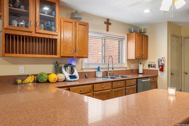 2802 Redsky Pass, San Antonio, TX 78259
