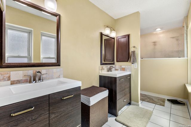 2802 Redsky Pass, San Antonio, TX 78259