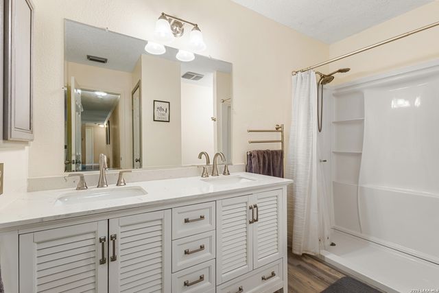2802 Redsky Pass, San Antonio, TX 78259