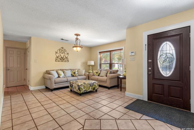 2802 Redsky Pass, San Antonio, TX 78259