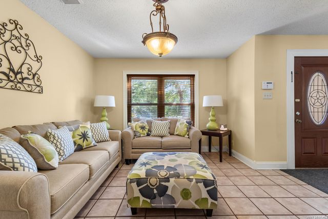 2802 Redsky Pass, San Antonio, TX 78259