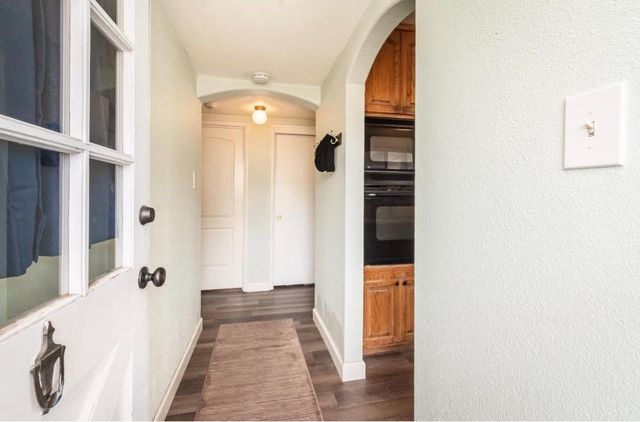 8057 Butternut Dr, Citrus Heights, CA 95621