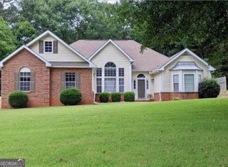 504 Fallside Court, Peachtree City, GA 30269