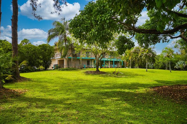 15419 N 89th Ave Avenue N, Palm Beach Gardens, FL 33418