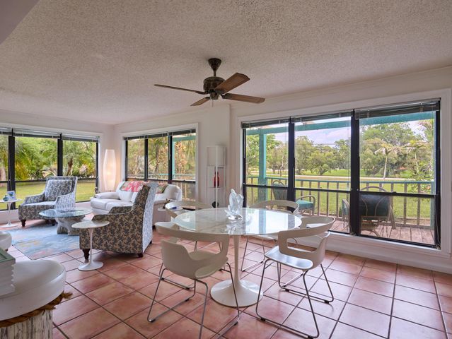 15419 N 89th Ave Avenue N, Palm Beach Gardens, FL 33418