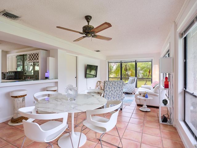 15419 N 89th Ave Avenue N, Palm Beach Gardens, FL 33418