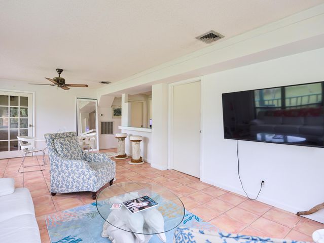 15419 N 89th Ave Avenue N, Palm Beach Gardens, FL 33418