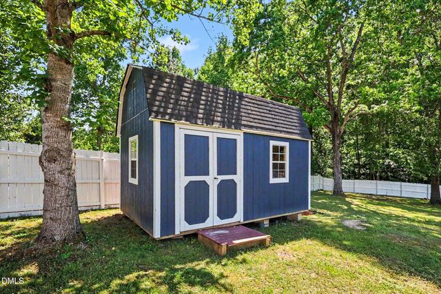 171 Churchill Downs Drive, Clayton, NC 27520