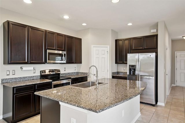 8426 PAINTED TURTLE WAY, Riverview, FL 33578