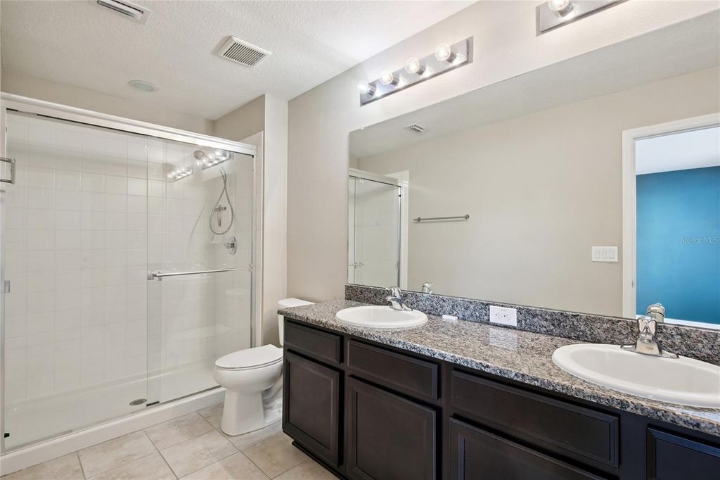 Image 23 of property listing at 8426 PAINTED TURTLE WAY, Riverview, FL 33578