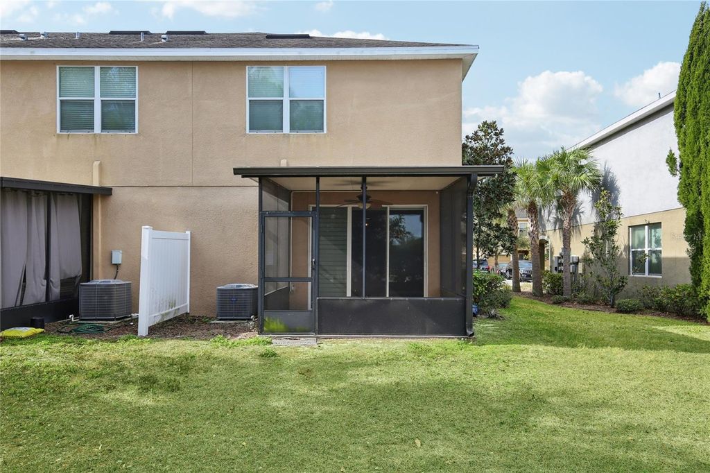 Image 38 of property listing at 8426 PAINTED TURTLE WAY, Riverview, FL 33578