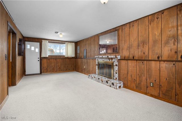 853 Jamestown Avenue, Elyria, OH 44035