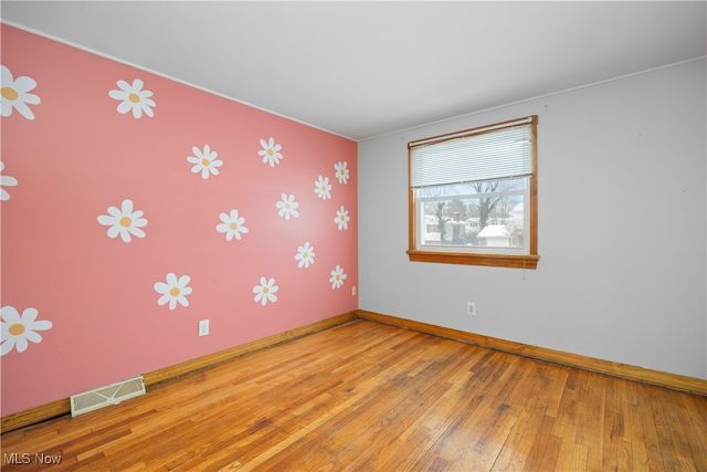 853 Jamestown Avenue, Elyria, OH 44035