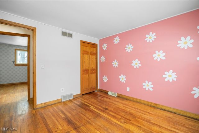 853 Jamestown Avenue, Elyria, OH 44035