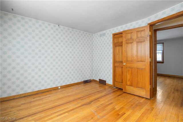 853 Jamestown Avenue, Elyria, OH 44035