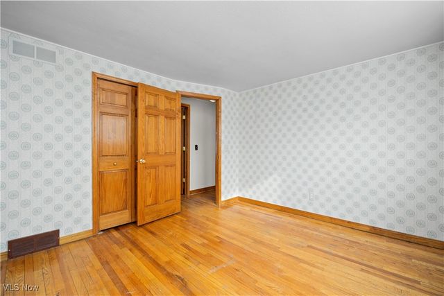 853 Jamestown Avenue, Elyria, OH 44035