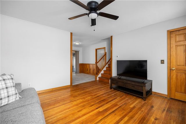 853 Jamestown Avenue, Elyria, OH 44035