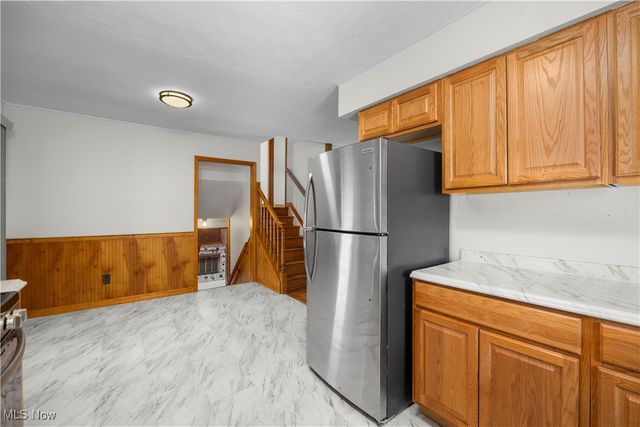 853 Jamestown Avenue, Elyria, OH 44035