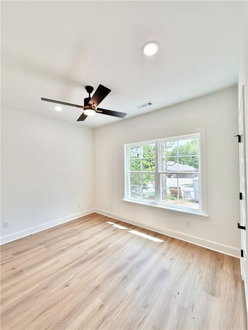 8 Kirkdouglas Lane, Bella Vista, AR 72715