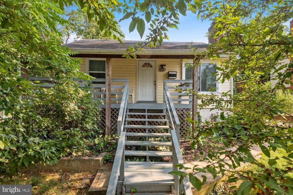 5603 GALLATIN ST, Hyattsville, MD 20781